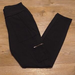 Black Women's Cargo Leggings